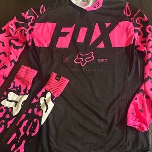 Womens M Fox Racing Jersey and matching socks